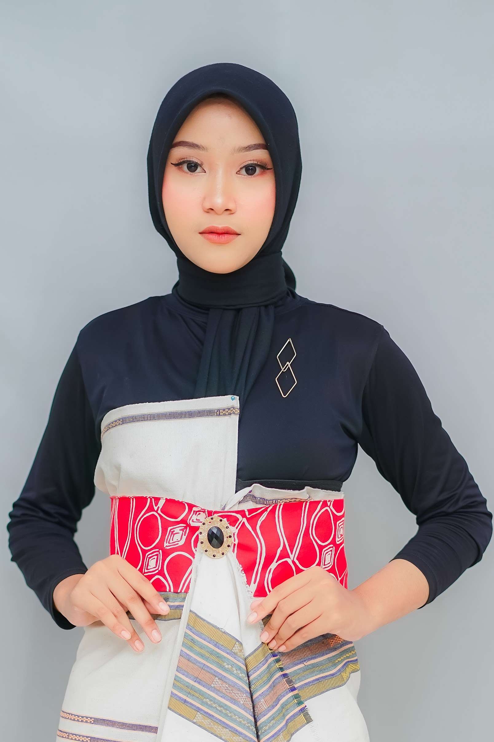 FAMELIA INDAH SAPUTRI